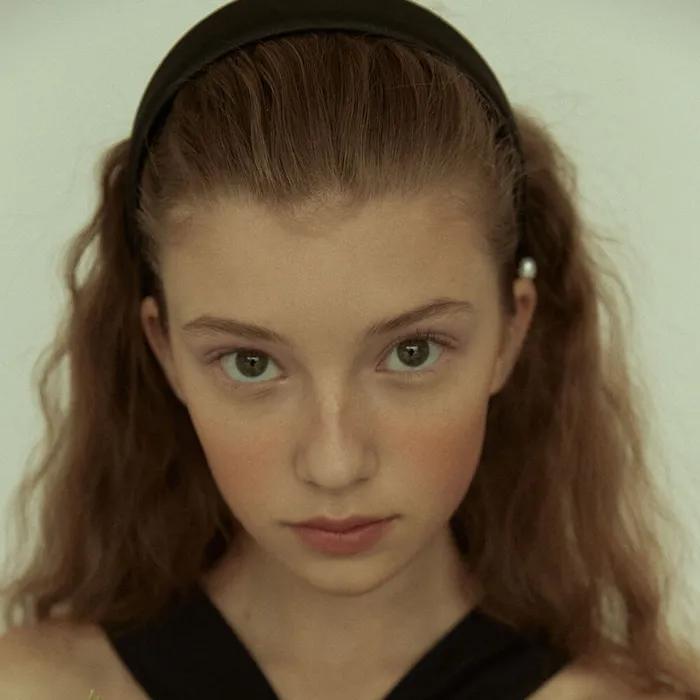 [Elizabeth Moments] Black Satin Headband