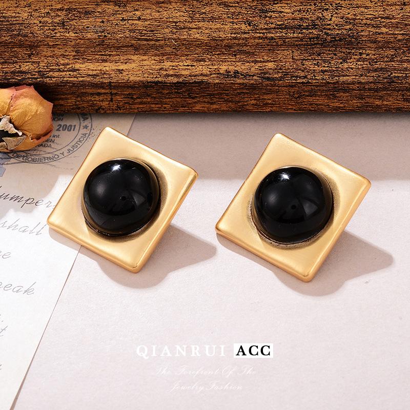 European and American exaggerated stud earrings metal geometric square earrings retro black temperament earrings high-end design French jewelry