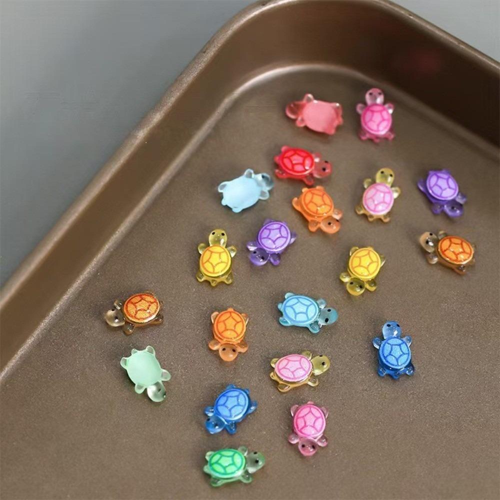 100Pcs DIY Mini Resin Animals Glow-in-the-dark Mini Turtle Nail Charms Fairy Garden Decoration