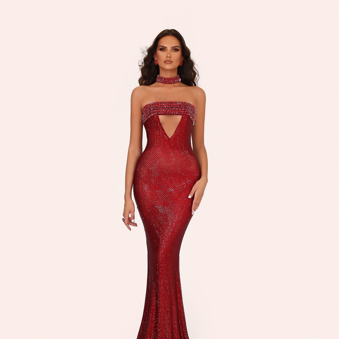 2026 Sexy Rhinestone Backless Evening Gown: Spring European & American Fashion Party Dress Medium красный