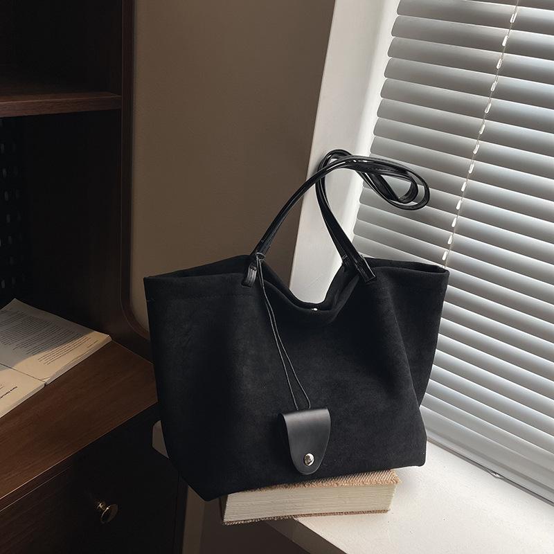 Tote Bag Winter New Suede Women's Bag Fashion Versatile Work Commuter Shoulder Bag Outdoor Leisure Armpit Bag