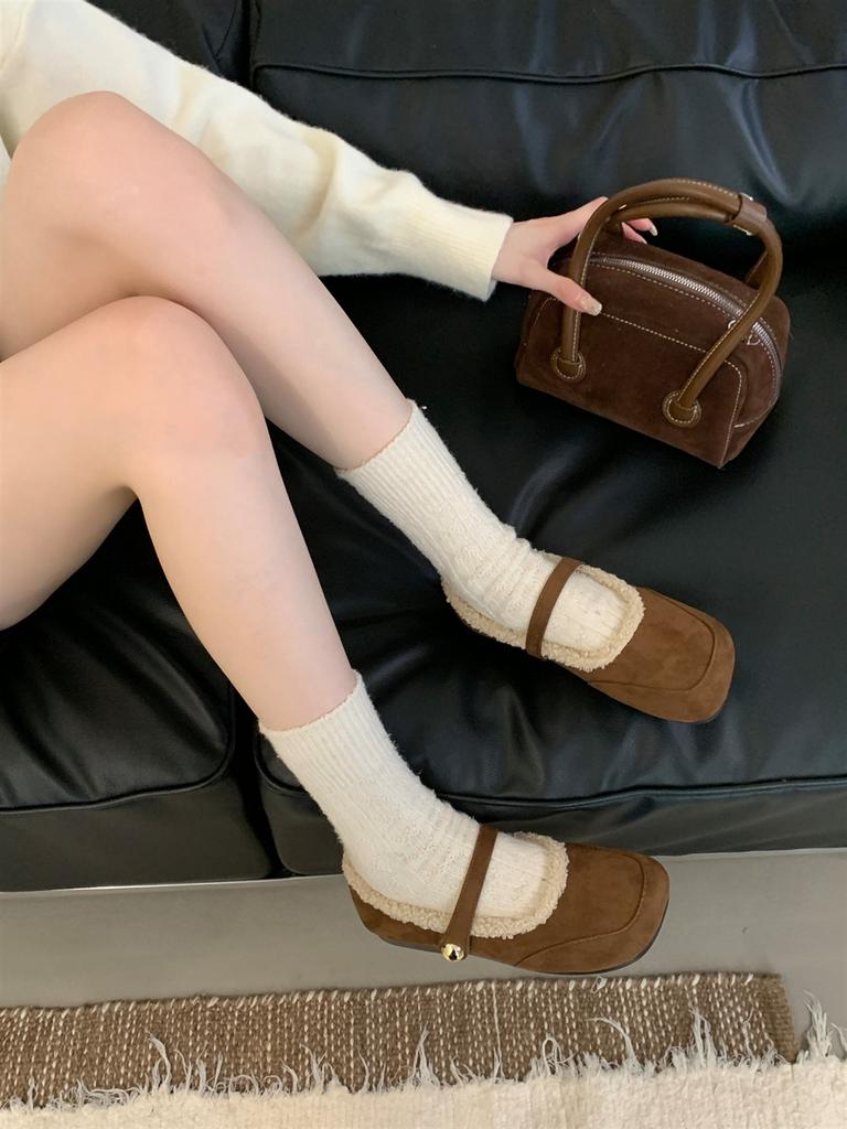 Retro Mori čtvercová špička nízký podpatek plyšové boty dámské podzimní a zimní jednoslovné semišové Mary Jane bavlněné boty