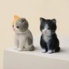 Cat Ornament Resin Statue Handmade Realistic Cat Figurine Home Office Desktop Living Room Decoration