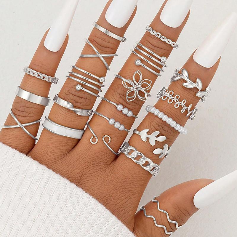 Set di 12 Anelli a Forma di Cuore Colore Oro per Donna Moda Zirconia Cubica Stella Geometrici Anelli da Dito Femminili Semplici alla Moda Gioielli Regali