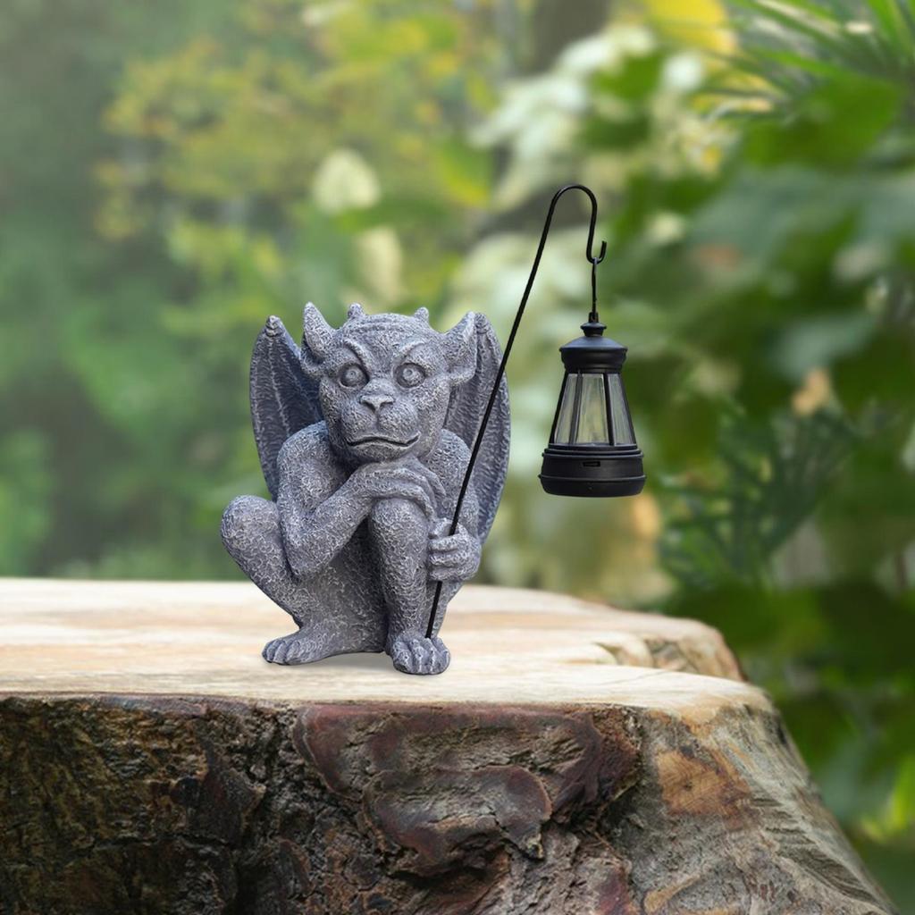 Garden Gargoyle Statue with Solar Light Gothic Lantern Decorative Monster Dragon Creep Scary Sculpture Lighting for Walkway Lawn