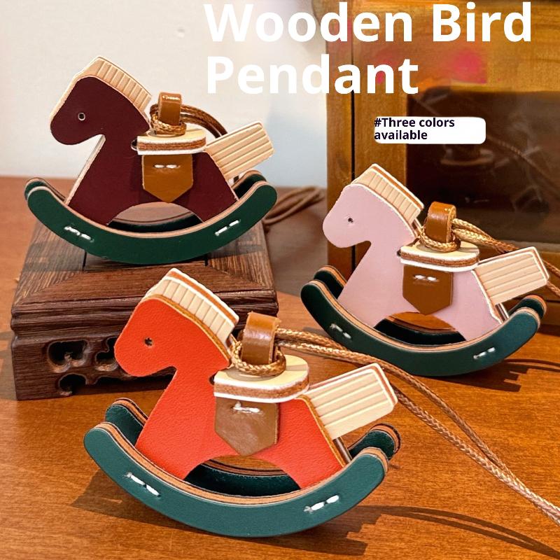 Cute Cartoon Rocking Horse Leather Keychain Kawaii Retro Creativity Leather Necklace Versatile Decoration Accessories Gifts