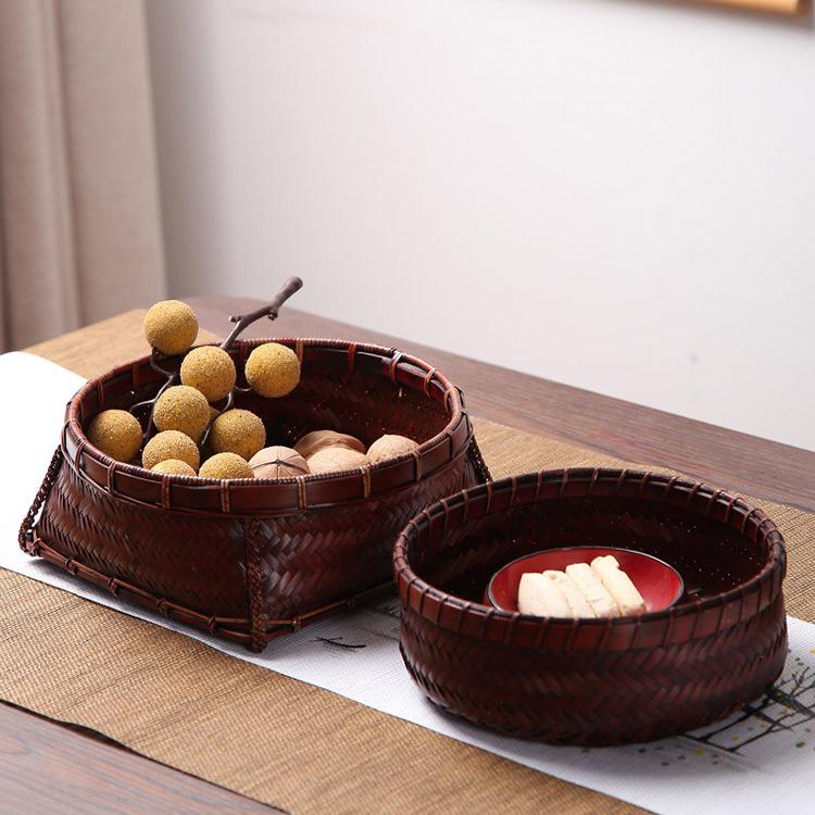 Handmade Retro Round Bamboo Basket: Multi-Purpose Storage, Winnowing Sieve, and Fruit Plate