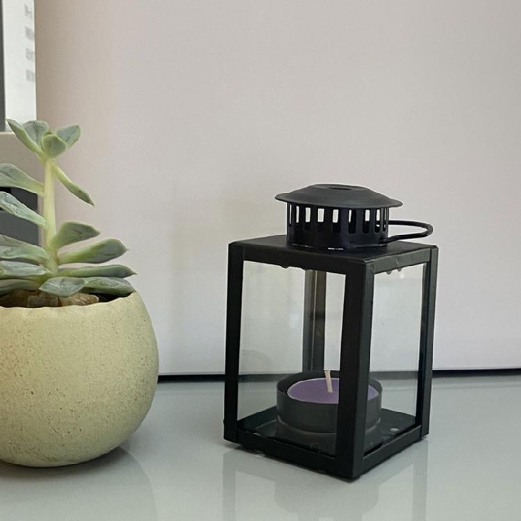 Linternas Metálicas Colgantes Retro Para Velas Casas de Campo Diseño de Panel de Vidrio Cuadrado Portavelas Decorativo para Exteriores Interiores