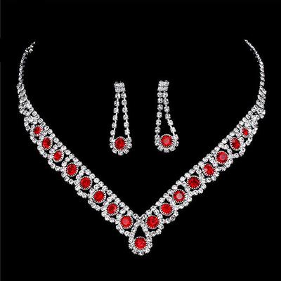 Necklace Earrings Set European and American Rhinestone Bridal Jewelry Chain Diamond Banquet Set Chain Two-piece Set