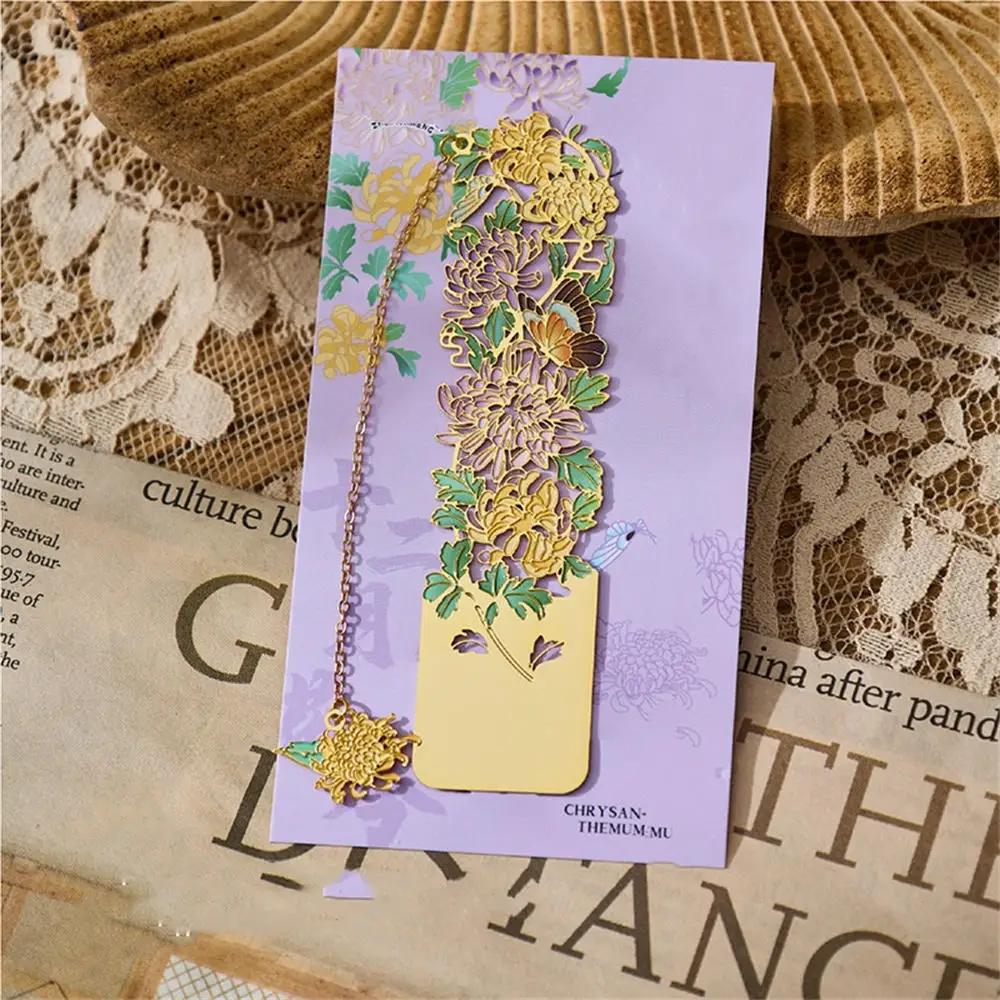 Aesthetic Stationery Metal Bookmark Hollow Flower Painting Bookmarks Student Reading Book Clip Book Accessories Teacher Gift