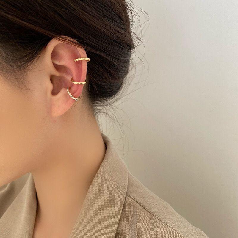 Elegant French Retro Ear Cuffs: No-Pierce Women's Clip-On Earrings