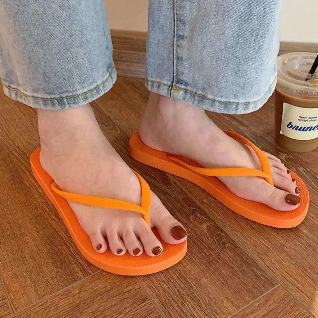 Fashion Outside Flat Slides High Quality Small Size Non Slip Women's Slippers and Ladies Sandals On Sale 2025 Luxury Vip Eva 39 Shoes