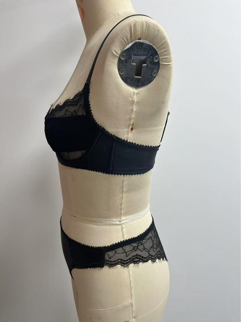 French Lace Trim Patchwork Bra & Panty Set