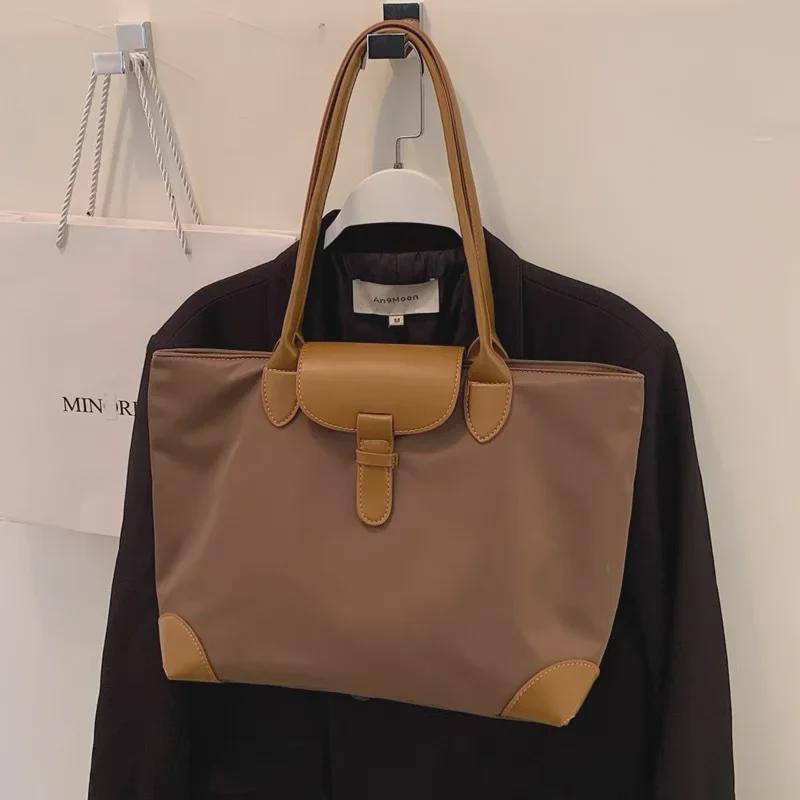 2026 Women's Large Capacity Nylon Tote: Versatile Single Shoulder Bag for Commuting and Students