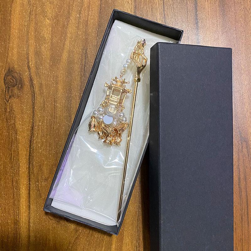 Antique West Lake Pavilion Lantern Tassel Hairpin with Luminous Palace Design for Hanfu Updo.