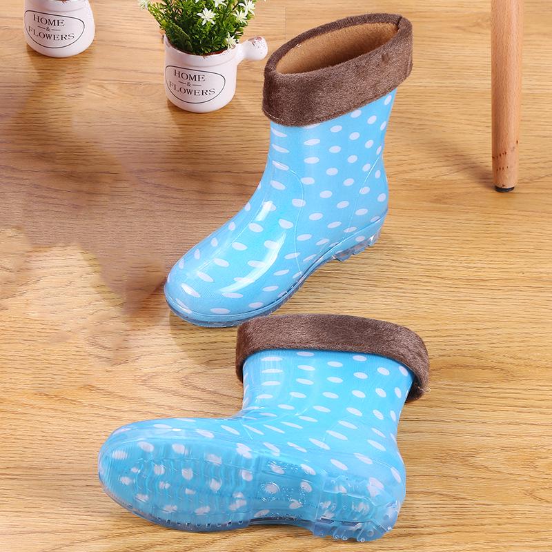 Women's Waterproof Jelly Rain Boots - Non-slip Fashionable Rubber Overshoes