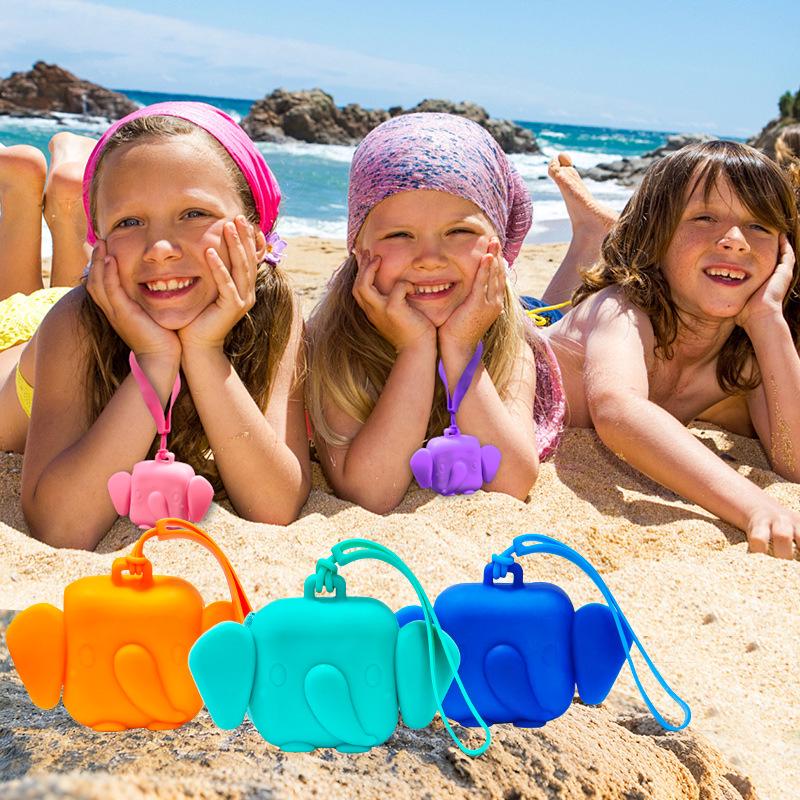 Quick-Dry Silicone Wristband Towel: Portable, Absorbent, and Ideal for Sports, Travel, or Outdoor Use.