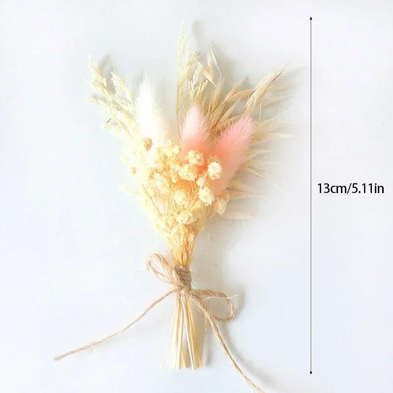 6PCS Mini Bouquet Bride and Bridesmaid Wedding Corsage Gift Box Decorated with Dried Flowers and Eternal Flowers As A Hand Gift