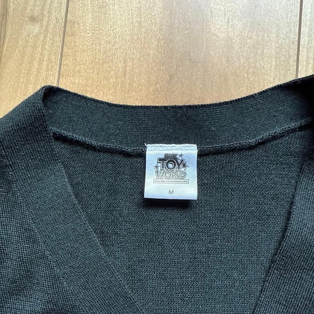 [USED] Stray Kids cardigan