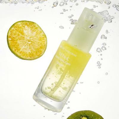 Ser anti-puncte închise la culoare cu mandarină verde Vita C, set special 30 ml
