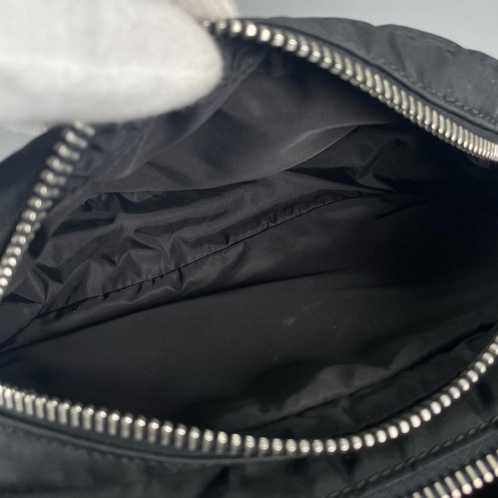 MONCLER G209A5M70200 02SZK body bag black mens used