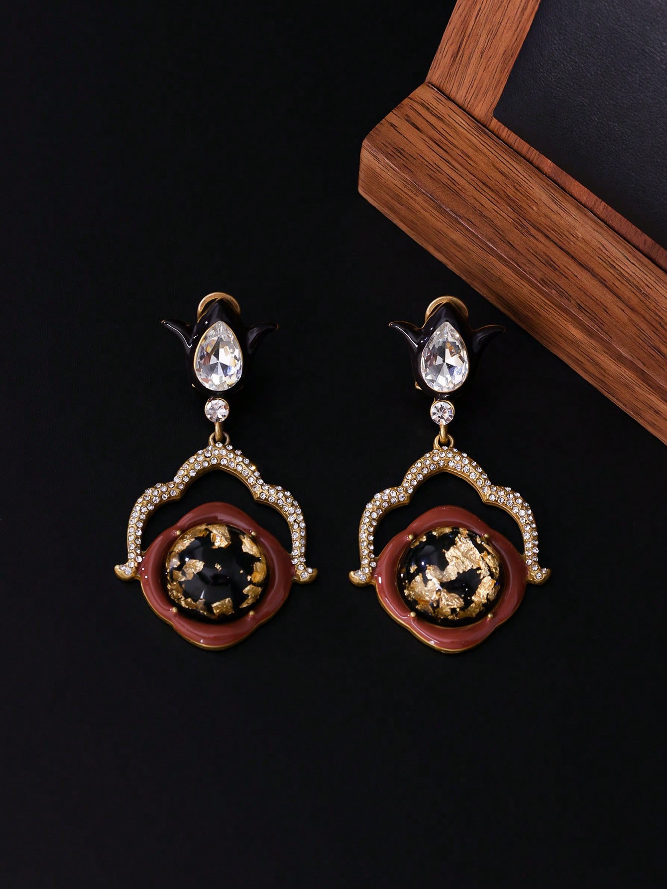 

Модные серьги-подвески для женщин разноцветный