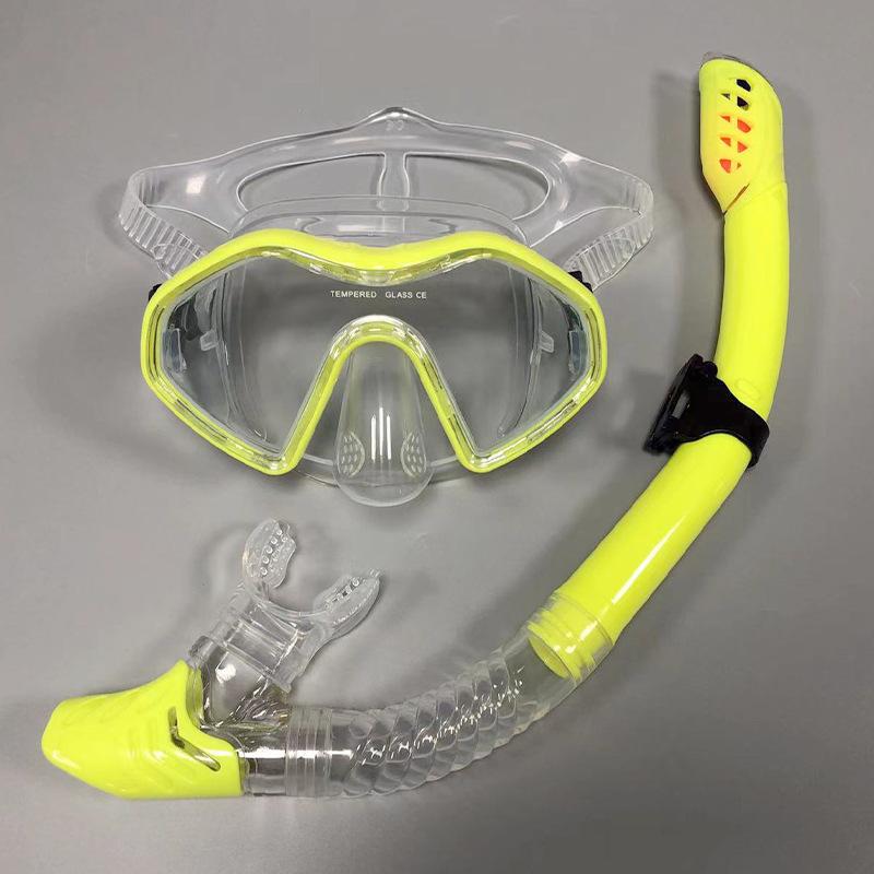 Underwater Snorkeling Half Face Face Swimming Mask Set Scuba Diving Respirator Masks Anti Fog Safe Breathing Snorkeling Masks for Crystal Clear Views