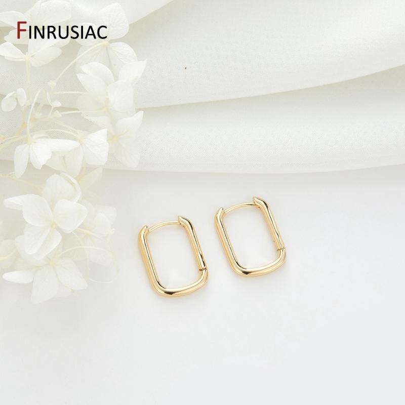 

2025 New Trendy Women Twist Love Element Earrings High-quality Temperament Ear Buckle For Female Fashion Simple Jewellery Gifts 1 Pair