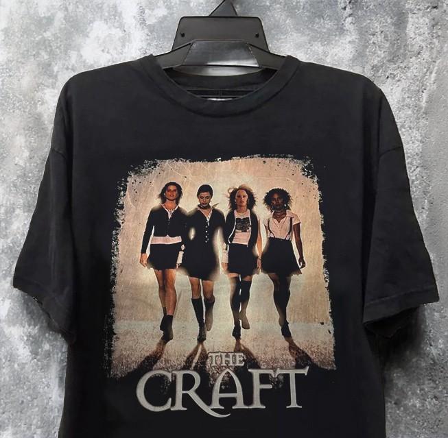 Футболка с принтом из фильма «Колдовство» (The Craft) Графическая футболка с изображением из фильма Унисекс Черная хлопковая футболка S