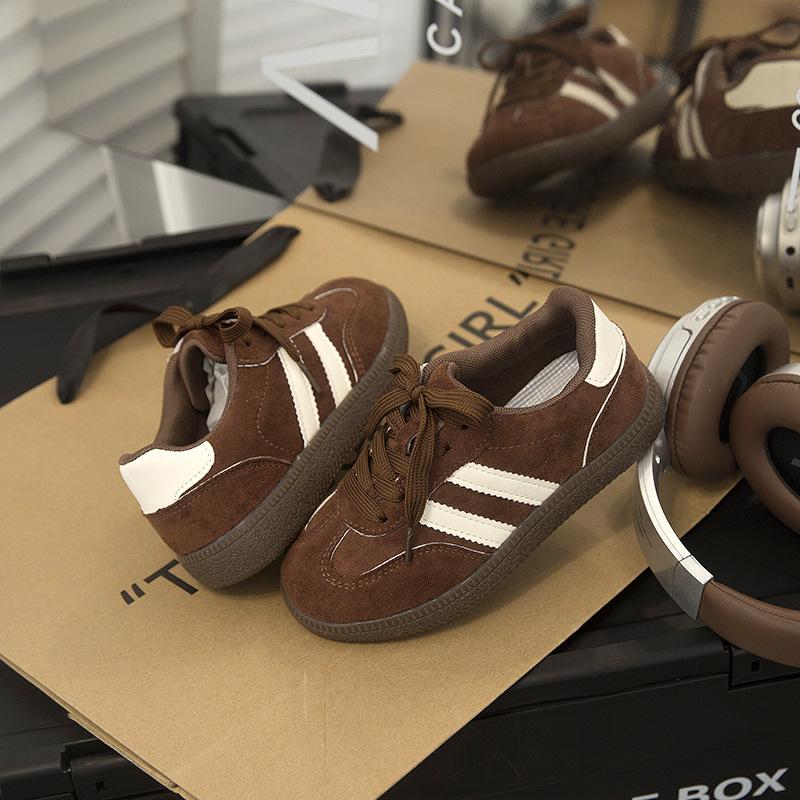 Jenters fritidssportssko 2025 vår og høst nye barnemotesko gutter myksålede Forrest Gump brettsko enkeltsko