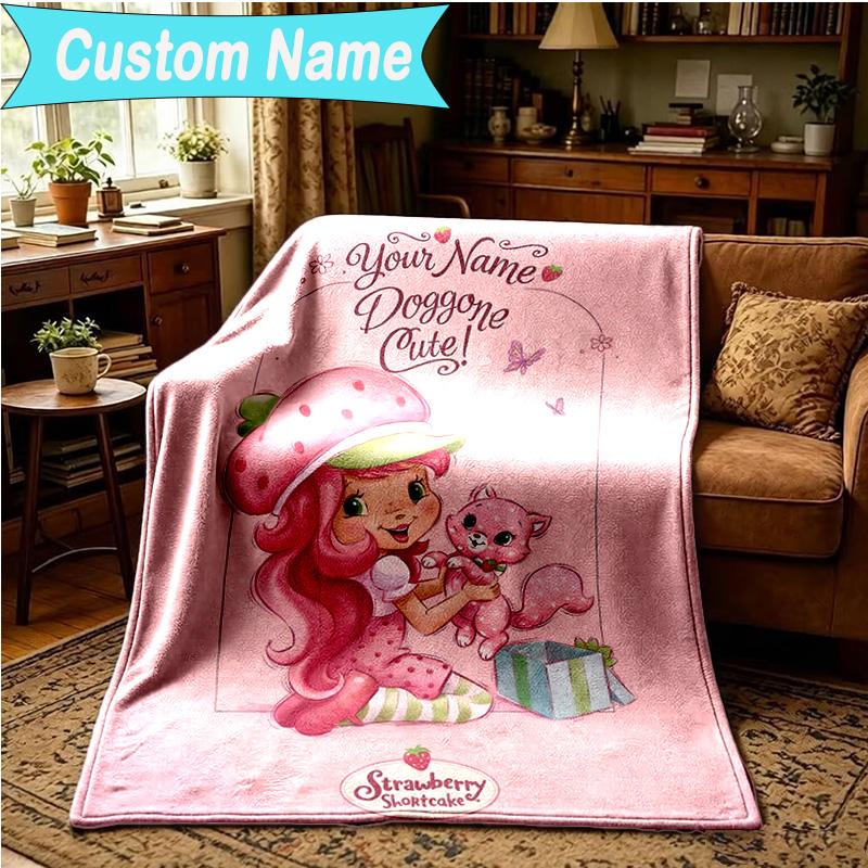 1PC Custom Name Blanket Straw-berry Friends Flannel blankets Patterns Throw Blanket All-Season Soft Gift for Couch, Bed, Camping, Birthday gifts