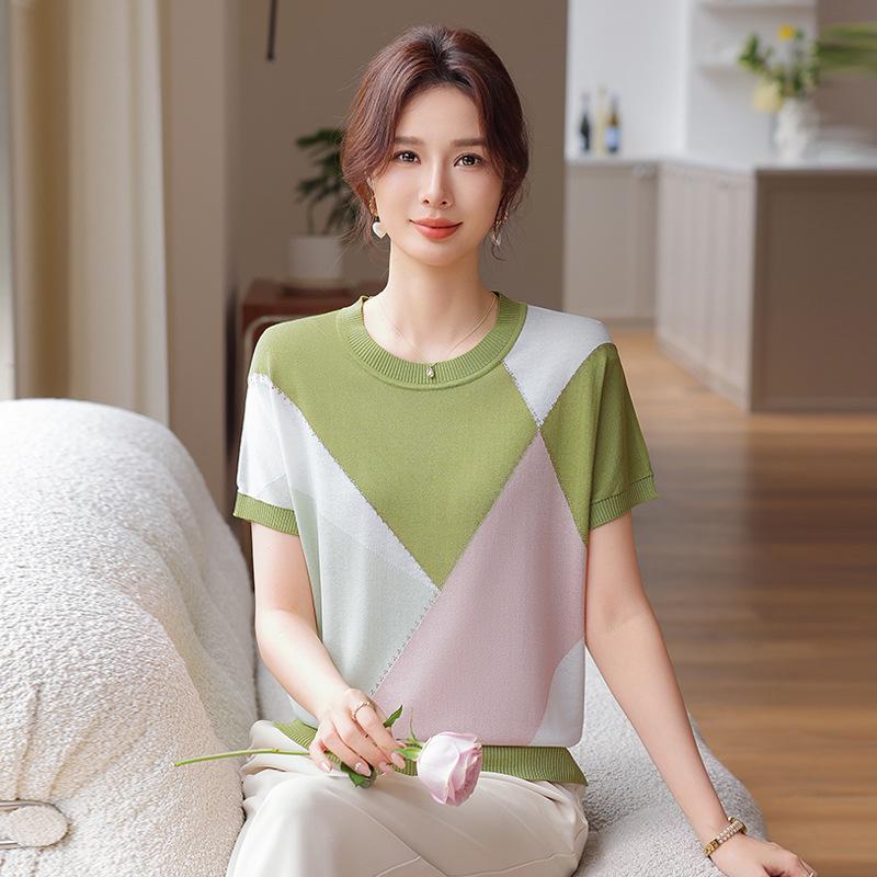 

Mom s Summer 2026 Ice Silk Short-Sleeve Plus Size T-Shirt for Middle-Aged and Elderly Women - Knitted Loose Fit XL (approx. 100-110 lbs) зелёный