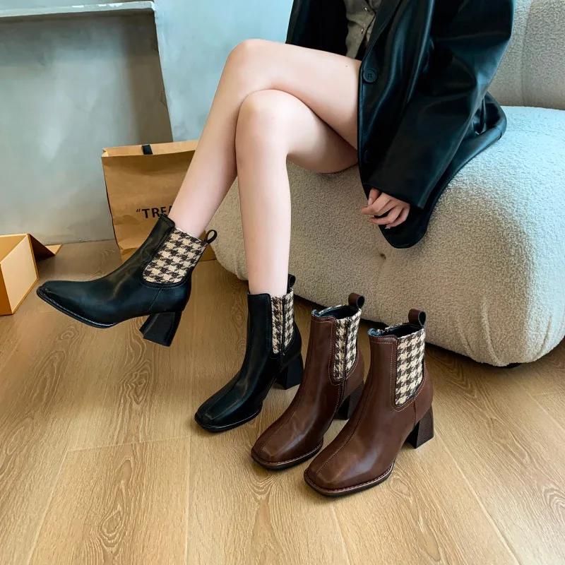 Fashion Retro Square Toe Women Shoes 2024 New Korean Style Fashionable Women's Thick Heel Boots Simple and Versatile Black Short Boots