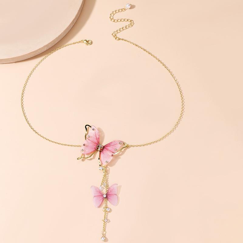 

Korean Rhinestone & Pearl Butterfly Tulle Necklace - Luxurious Fairy Style for Women