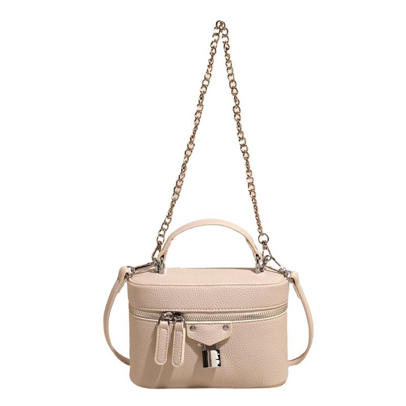 Fashion niche bag women's 2025 new trendy Korean version exquisite simple messenger bag women's portable versatile box bag