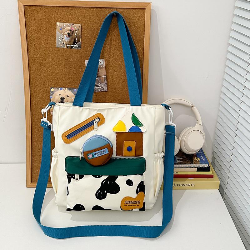 Schoolbag Girl High Value Backpack Girl Cute Junior High School Students Contrast Color Girl Heart Backpack.