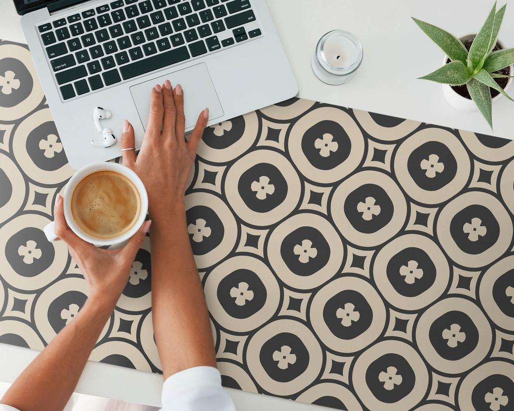 Decorative Desk Mat With Geometric Retro Pattern Graphic 120X60 Cm