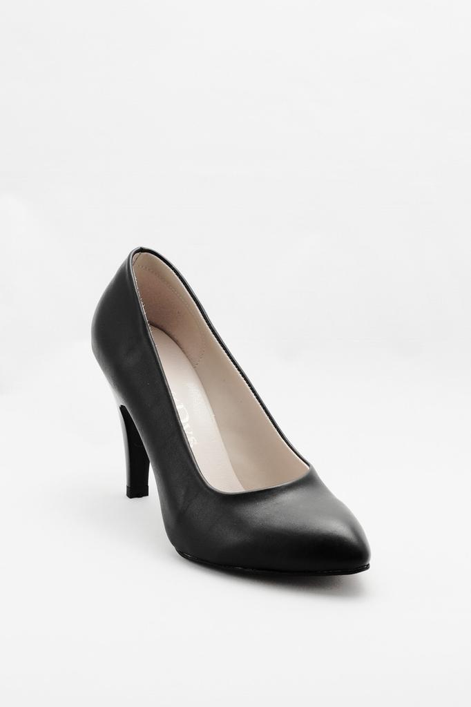 Moda damska Czarne klasyczne buty na obcasie na imprezę