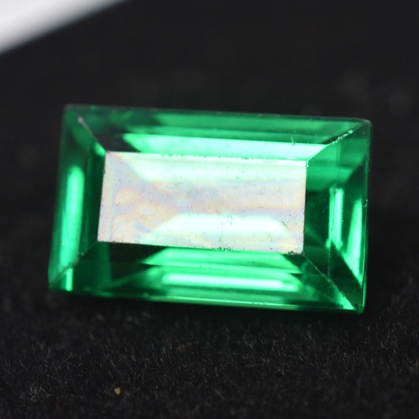 

Natural Green Garnet 9.9ct Emerald Cut Certified Loose Gemstone 13.4 зелений