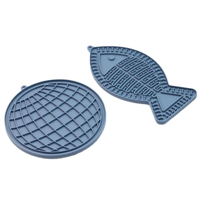 Pet Silicone Licking Mat Cat Anti-choking with Slow Food Bowl Dog Bathing Distracted Licking Plate Cutlery Pet Supplies