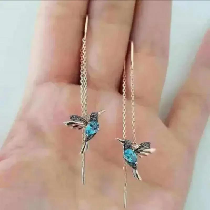 

Spreading Wings Bird Earrings Popular European And American Hummingbird Crystal Earline Earrings Creative Gifts Fashion Jewelry синій