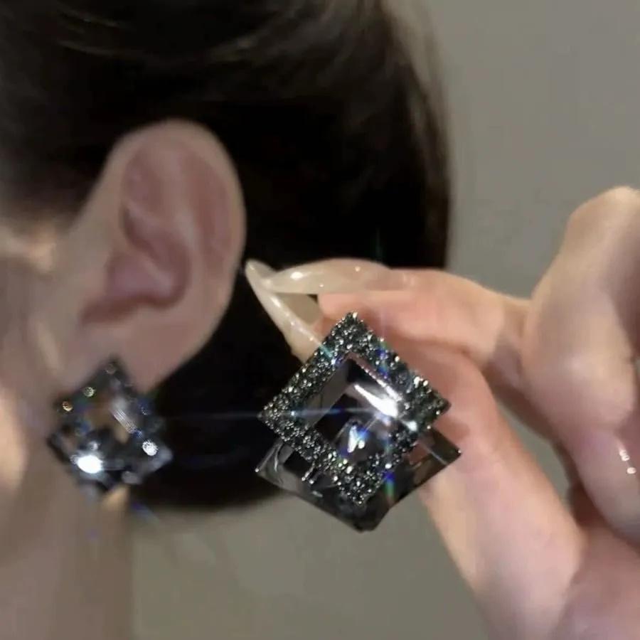 Women's Commuting Retro Square Ear Buckle Earrings