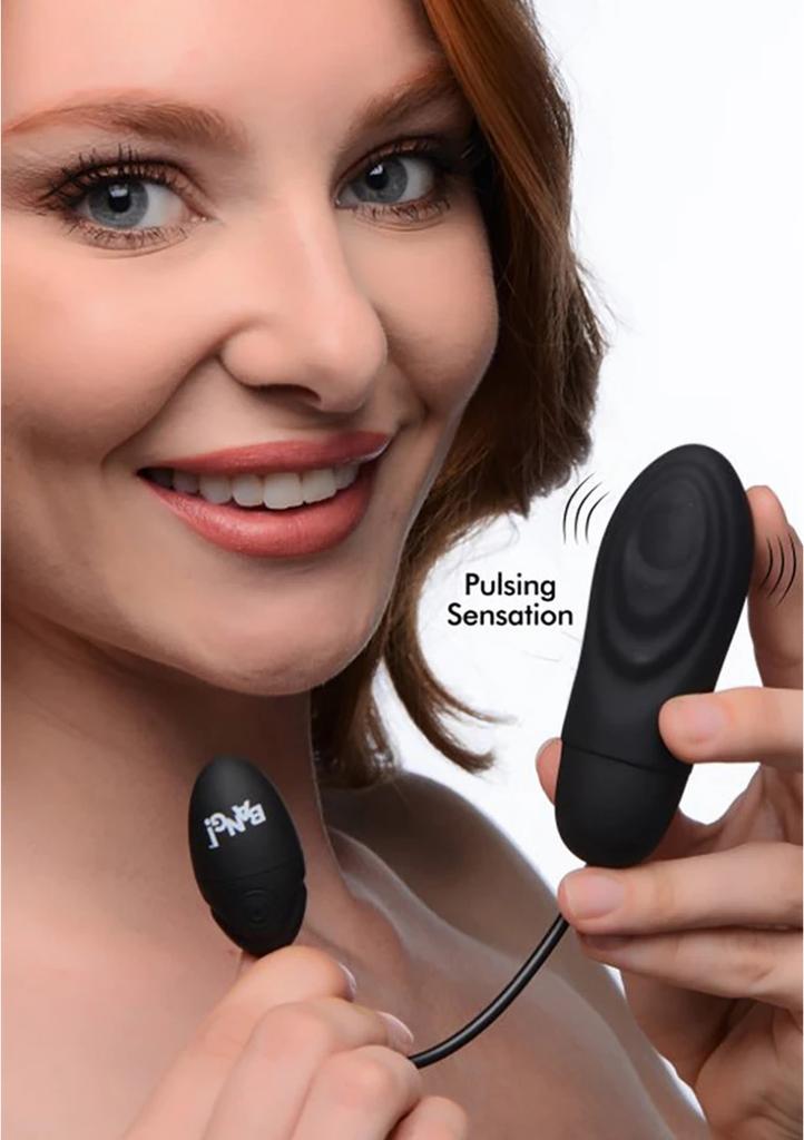 XR Brands - Pulsating Rechargeable Silicone Bullet