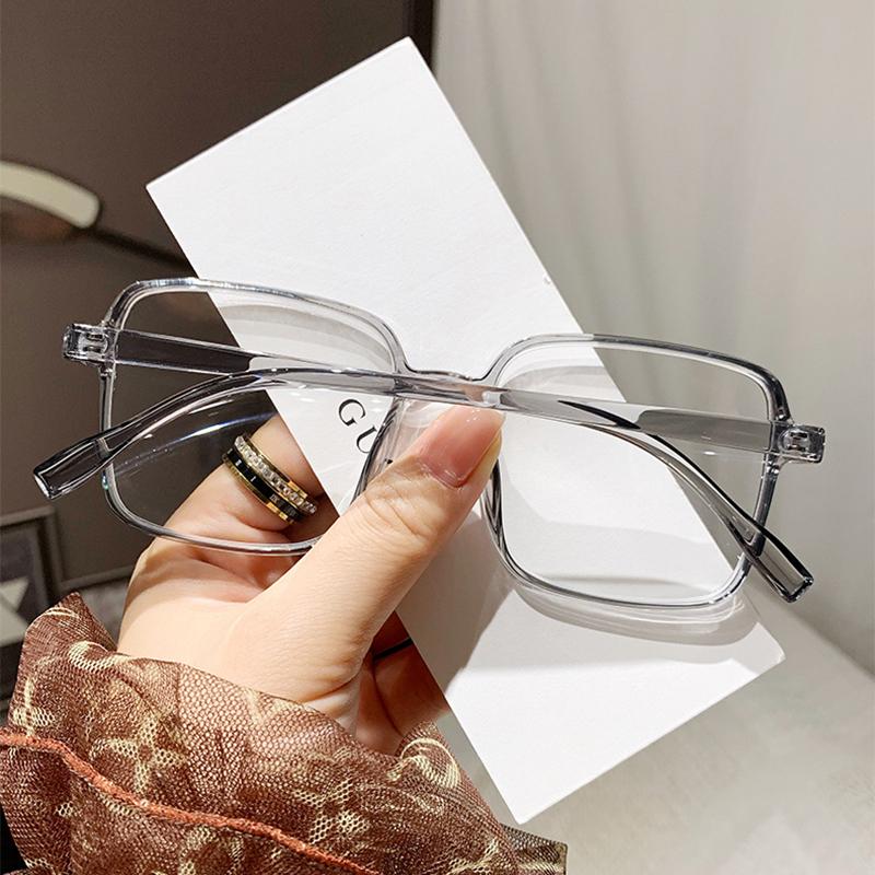 Luxury Oversized Frame Blue Light Blocking Photochromic Glasses Women'S Fashion Glasses Classic Transparent Eyewear