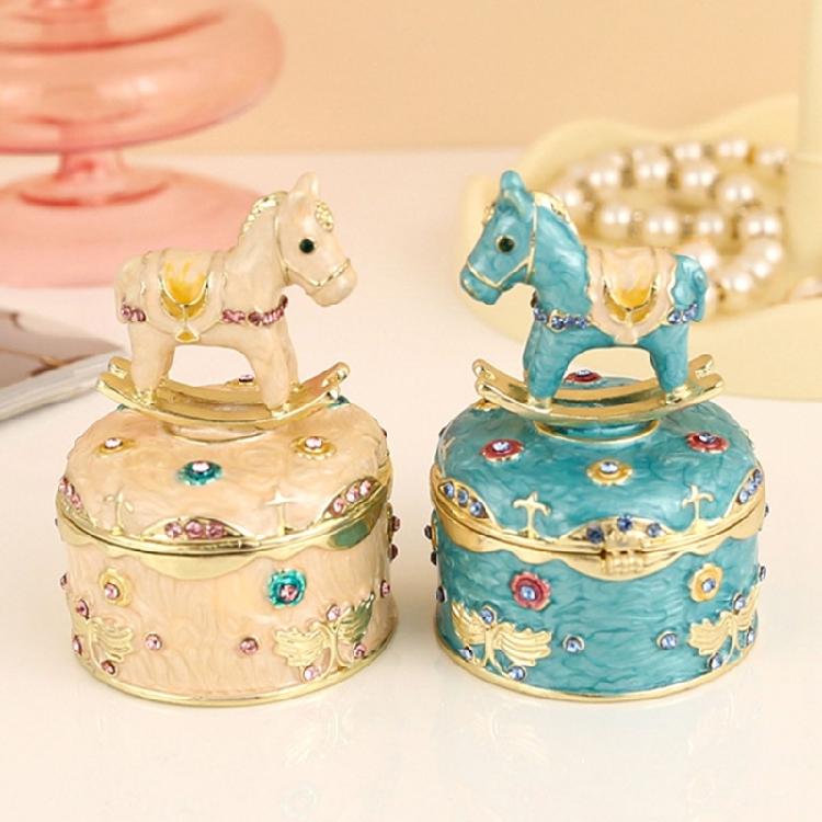 Vintage Style Tiny Horse Ornamental Container With Hand Painted Details Suits Bedroom Decors Jewelry Organizers
