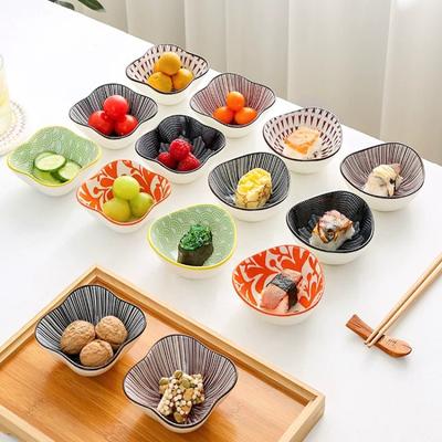 Japanischer Dessertteller aus Keramik, Obstregal, kreativer kleiner Teller, Geschmacksteller, Dip-Teller, Barbecue-Hotpot, Restaurant-Snackteller