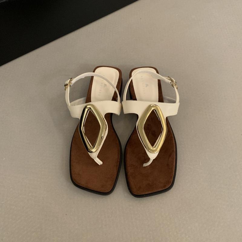 Women's French Wedge Low Heel Slippers Women Fad Metal Decoration Clip Toe Flip-flops Vacation Beach Roman Shoes Sandalias Mujer