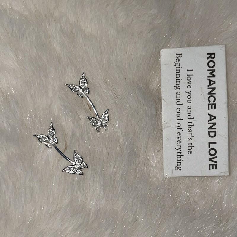 Shi Jia Light Milk White Pearl Earrings: S925 Silver Studs for Women - High-End, Versatile, Niche Design