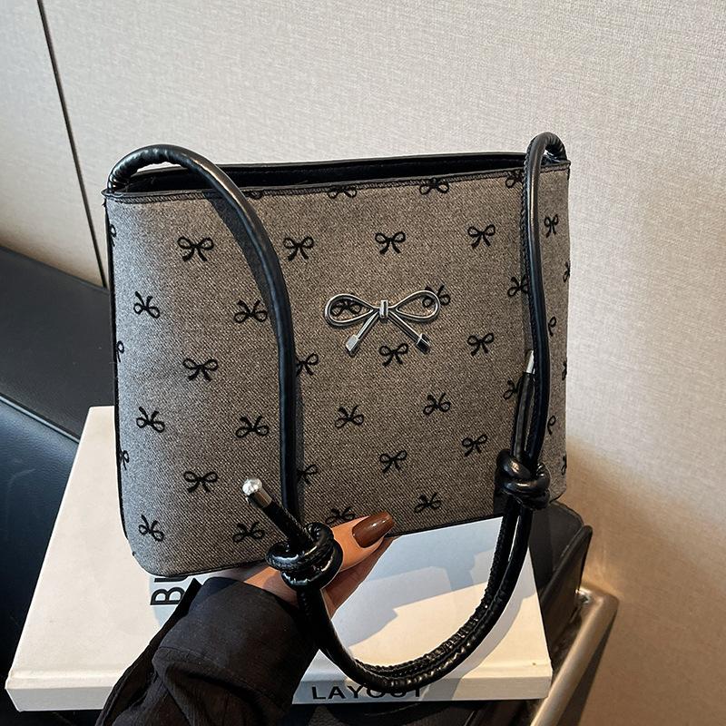 New Niche High End Canvas Polka Dot Fashionable One Shoulder Bow Niche Hand Armpit Bag Crossbody Bag