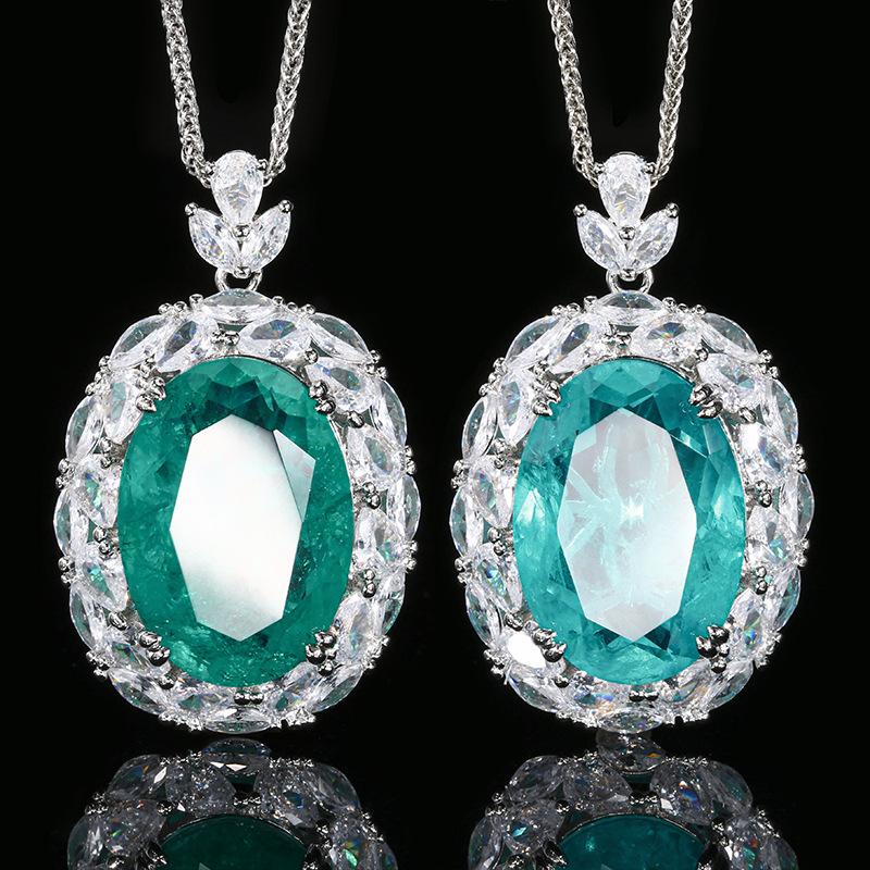 Bijoux Fond Cuivre Plaqué Or Pendentif Émeraude de Simulation Collier Gros Denier 18 * 25